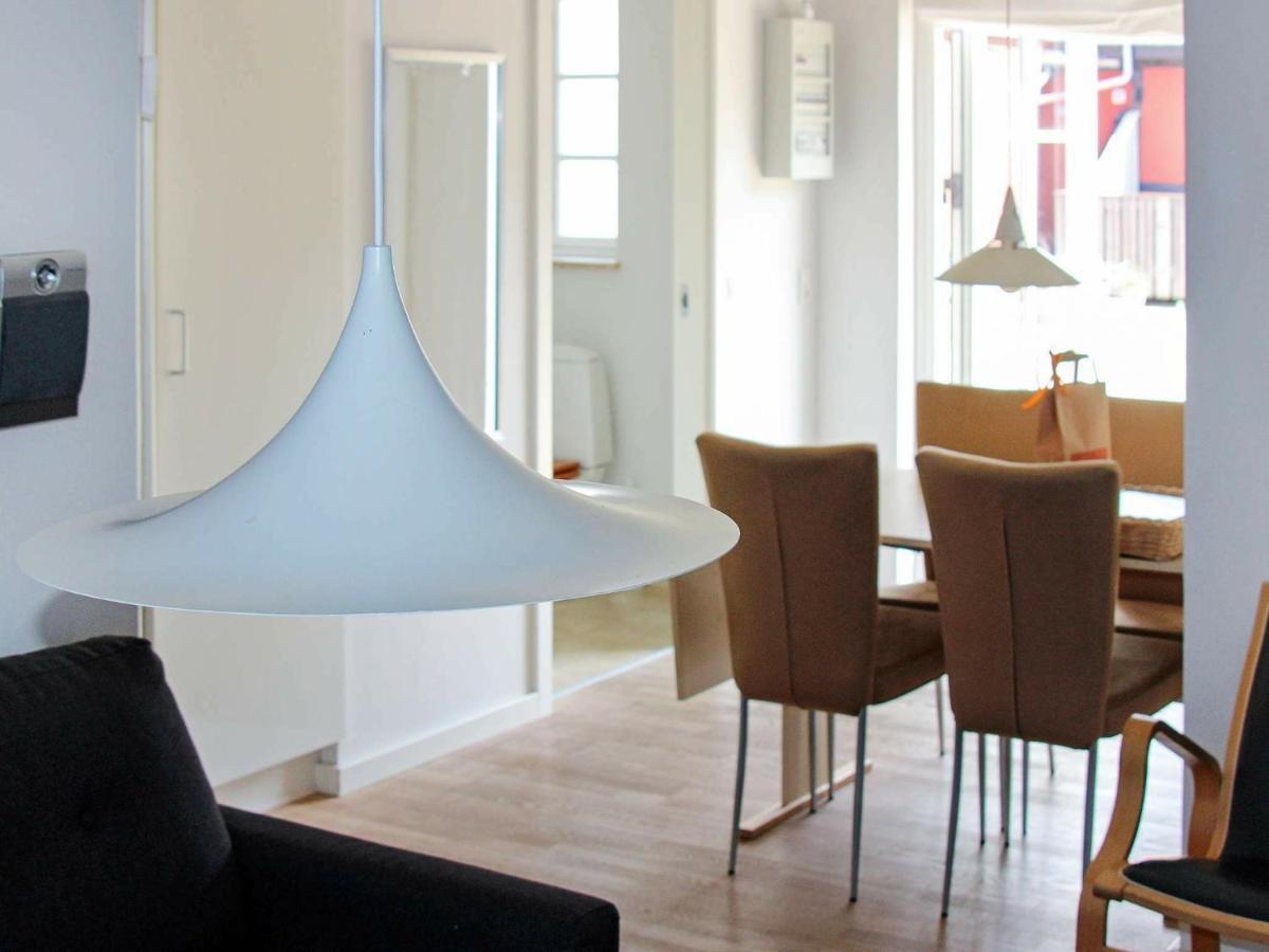 4 Person Holiday Home In AÅkirkeby Dış mekan fotoğraf